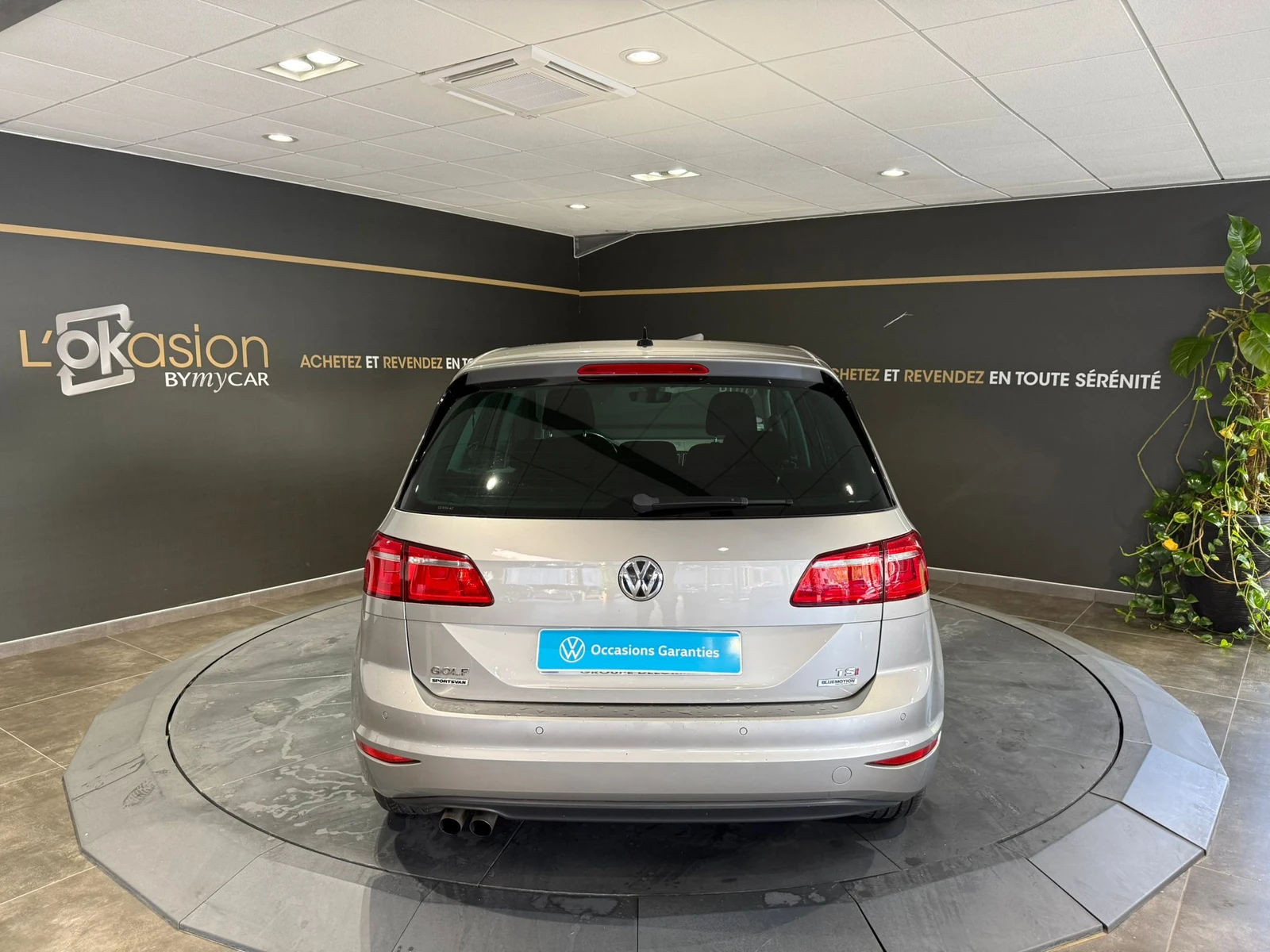 GOLF SPORTSVAN  4