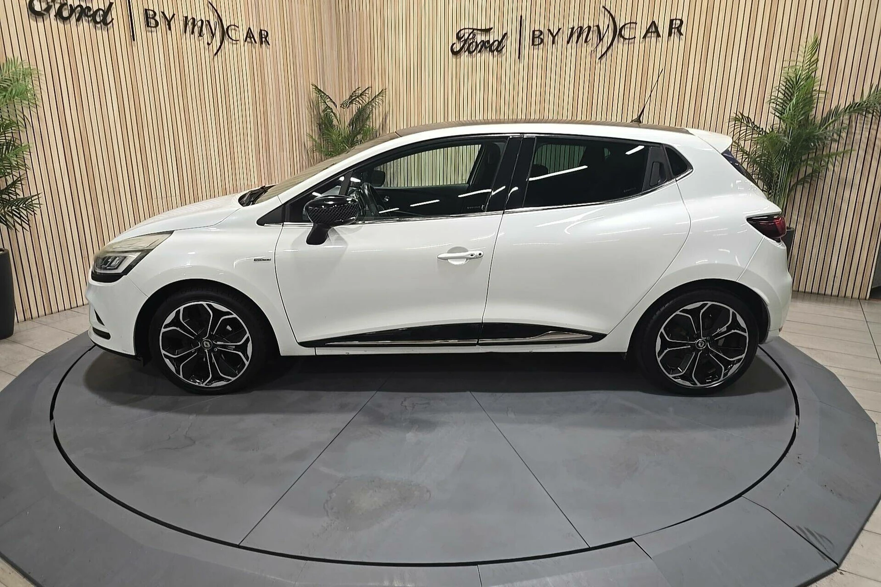 CLIO  2