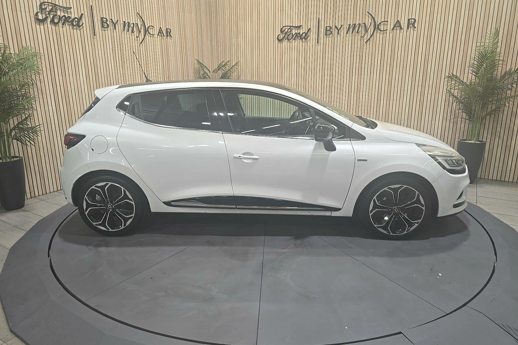 CLIO  6