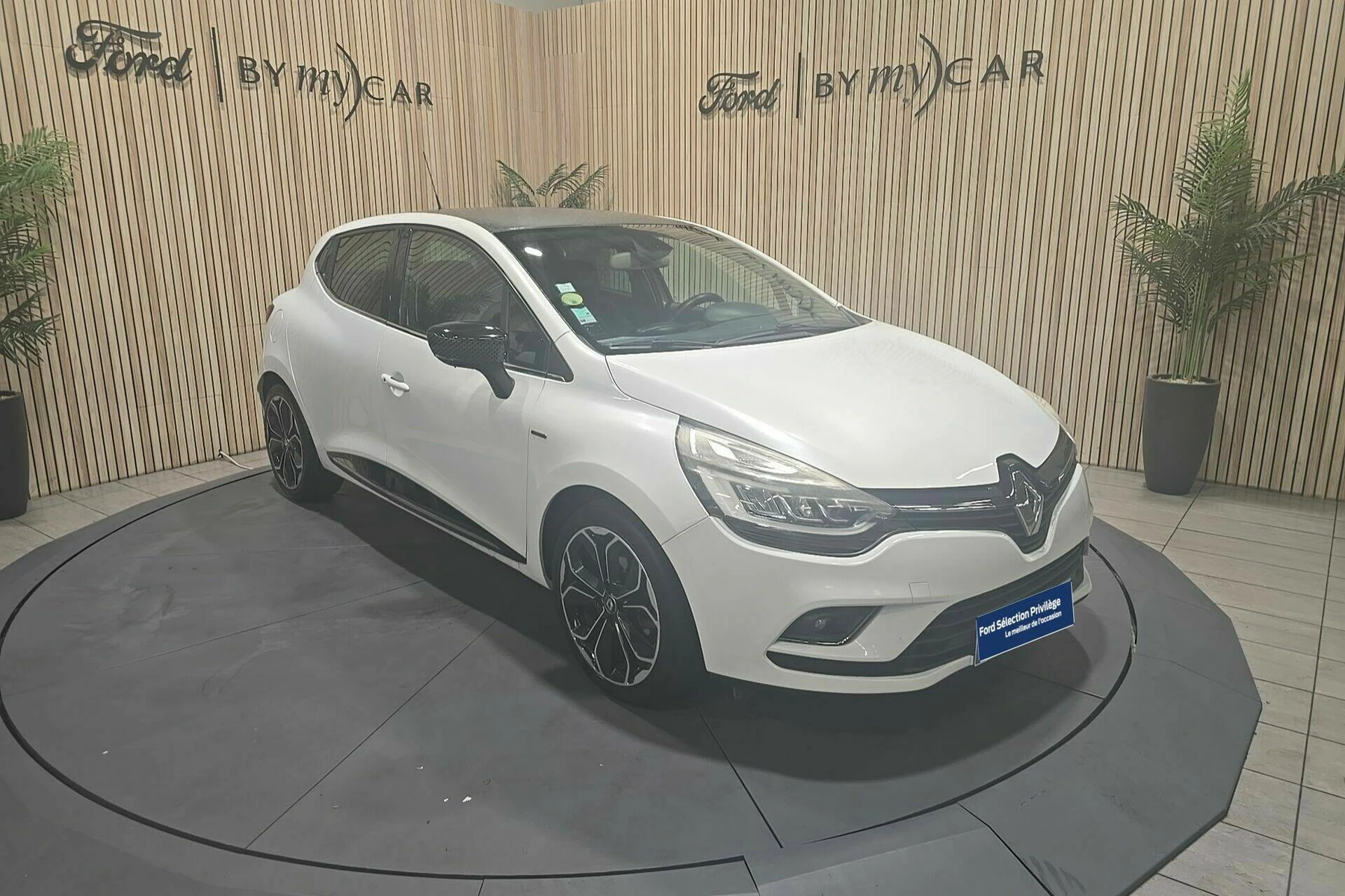 CLIO  7