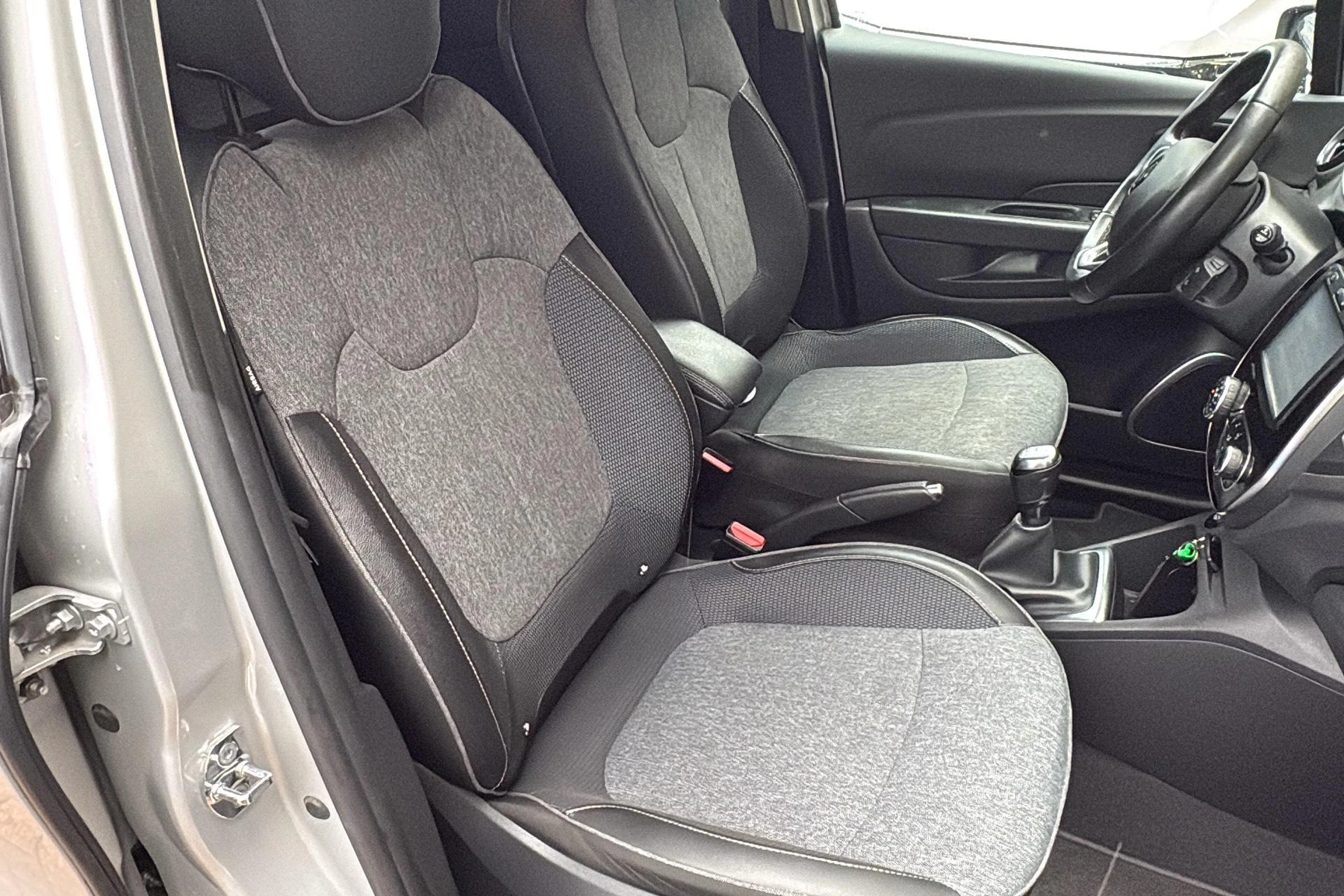 CAPTUR  24