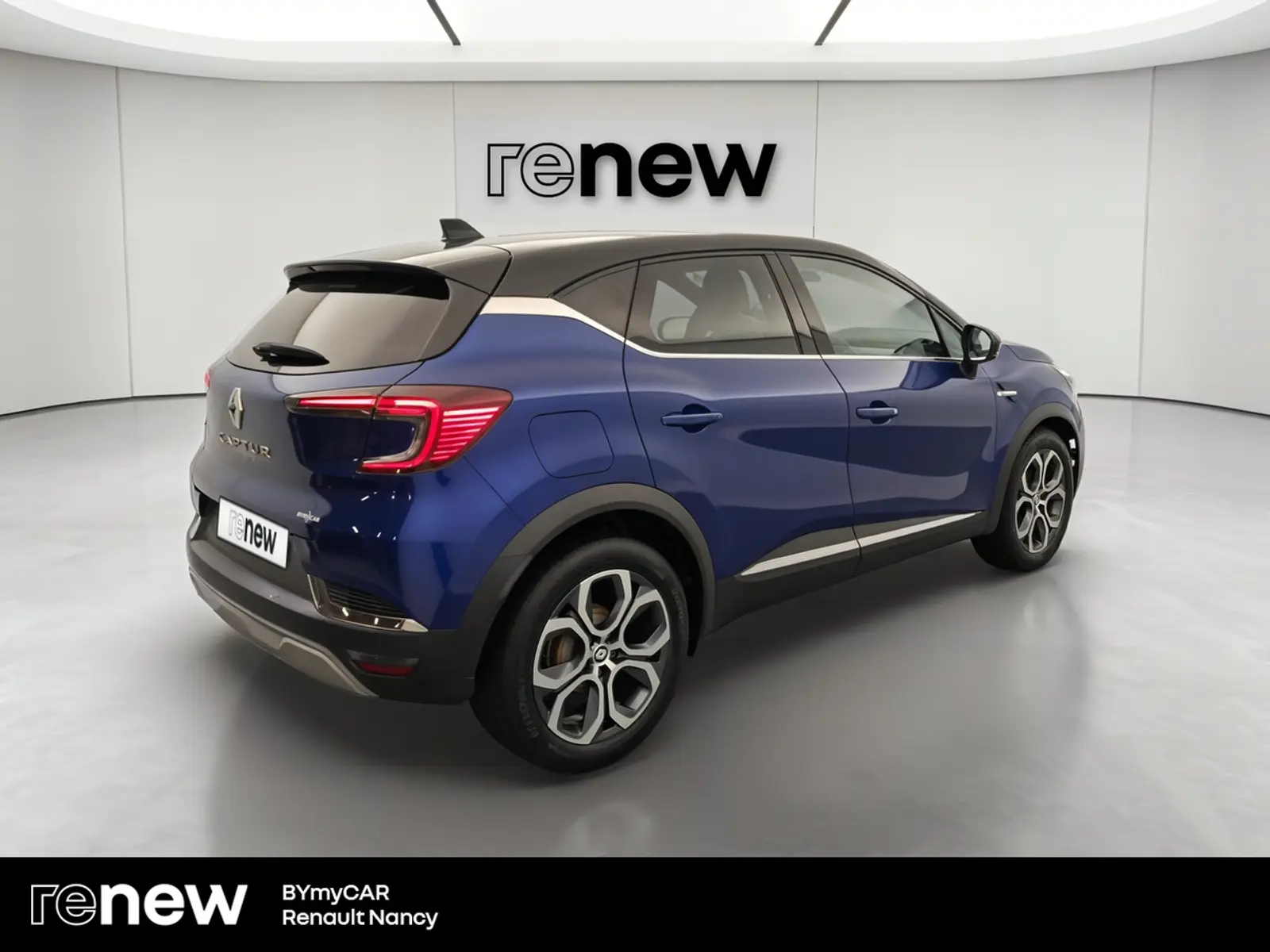 RENAULT CAPTUR image 5