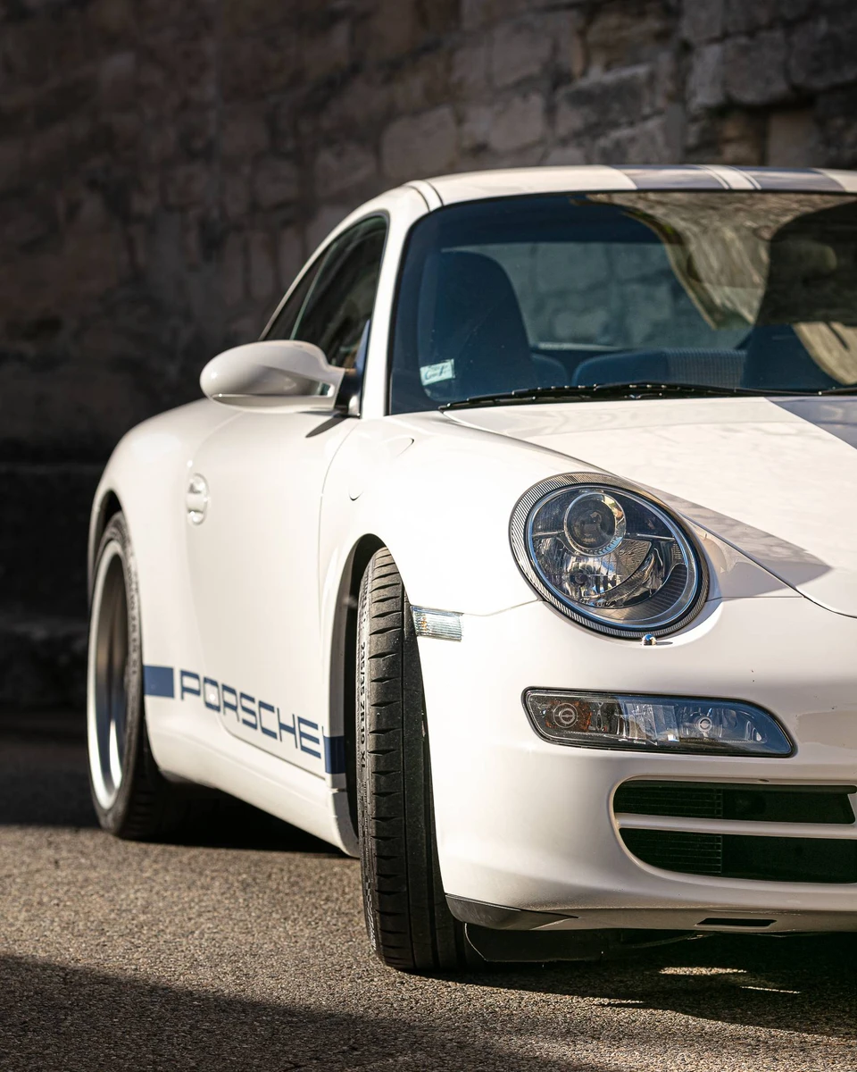 911  81