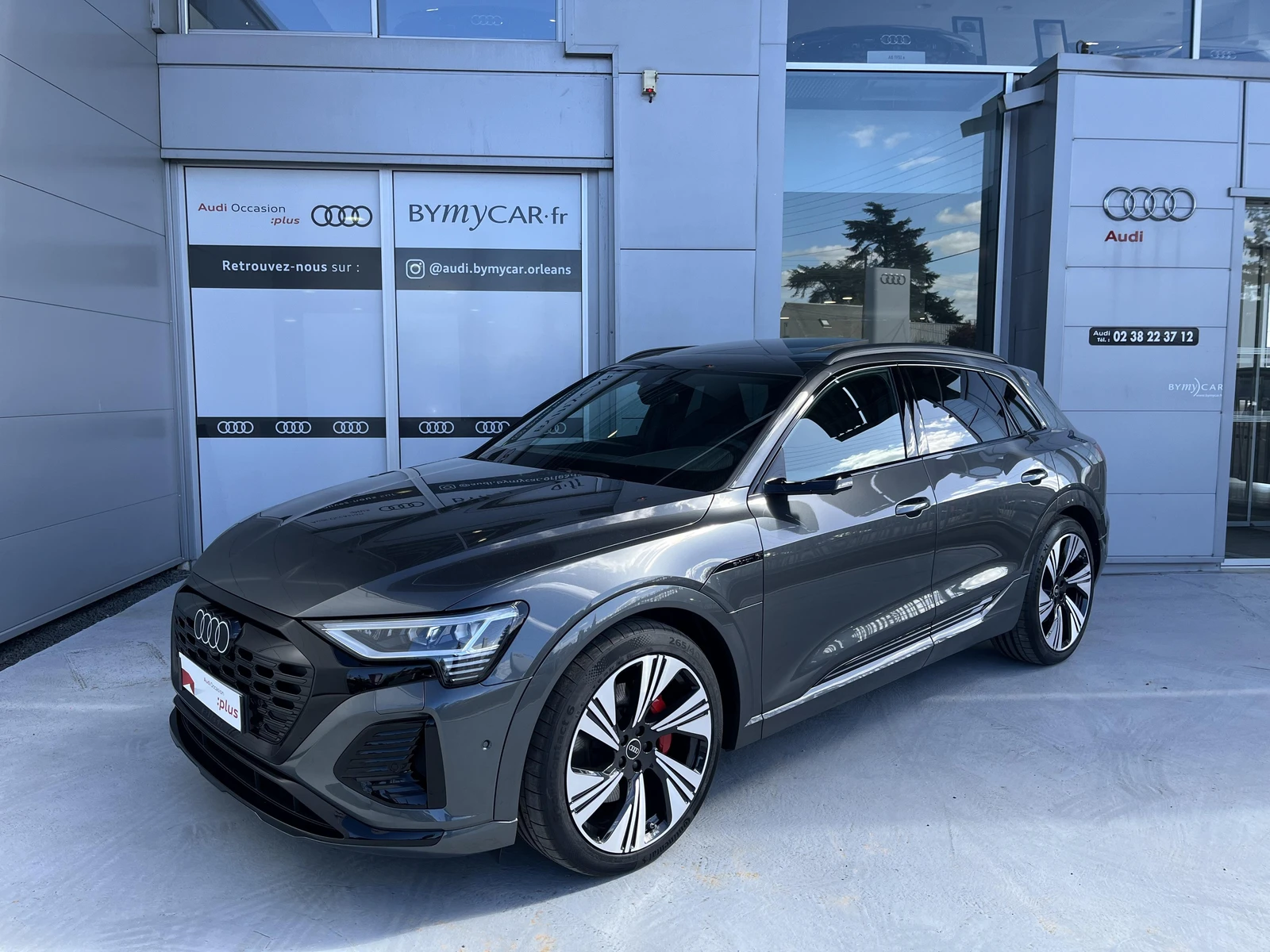 Q8 E-TRON  1