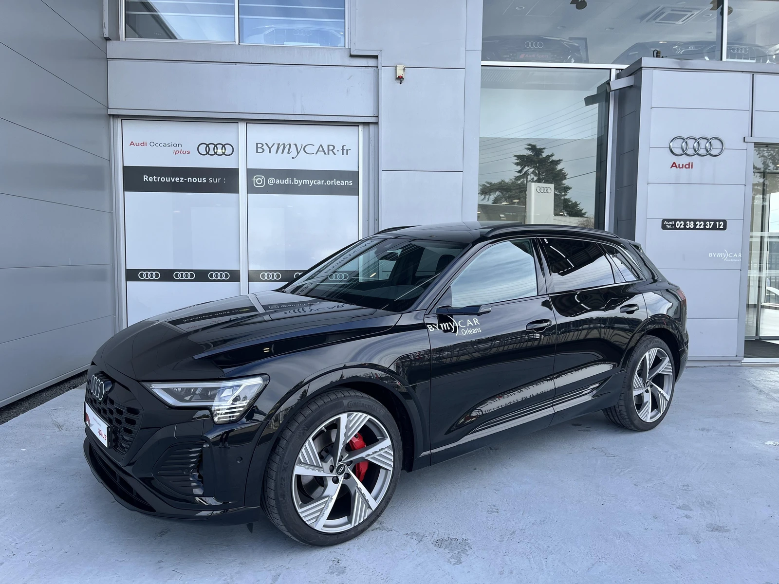 Q8 E-TRON  1