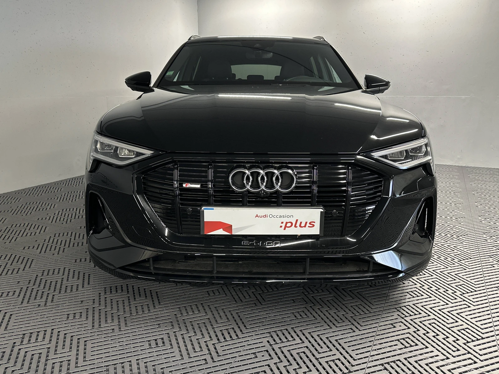 E-TRON  3