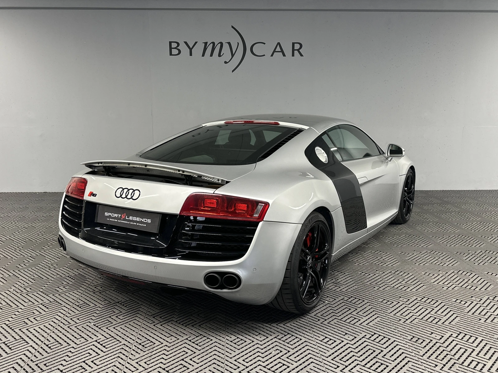 R8  5