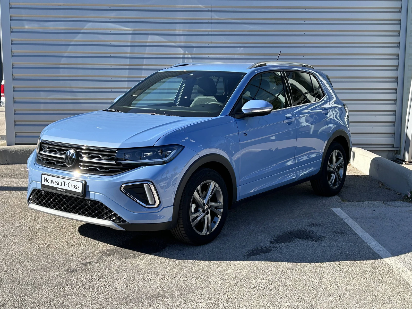 T-CROSS  1