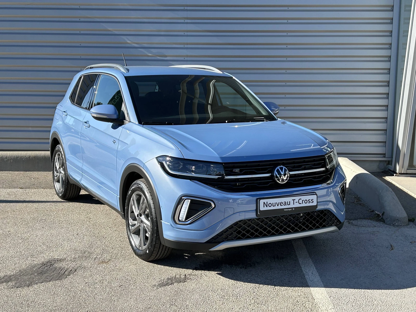 T-CROSS  2