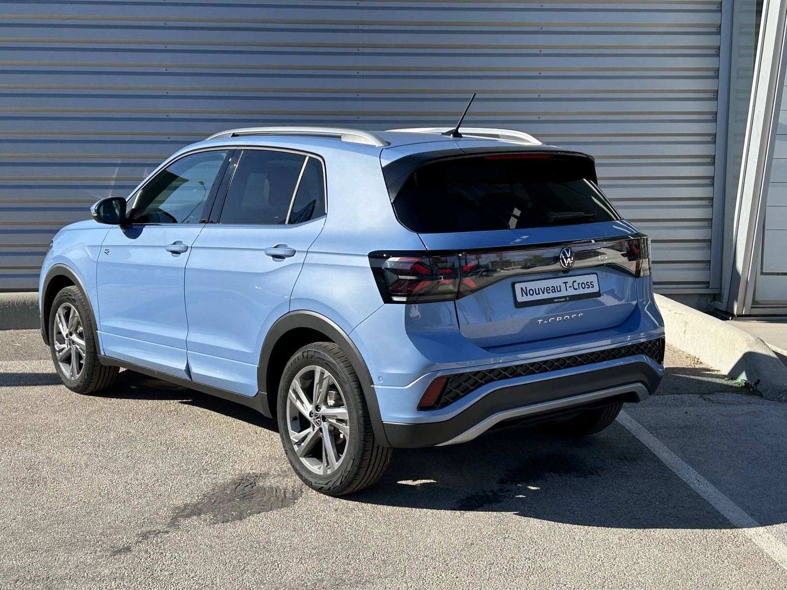 T-CROSS  4