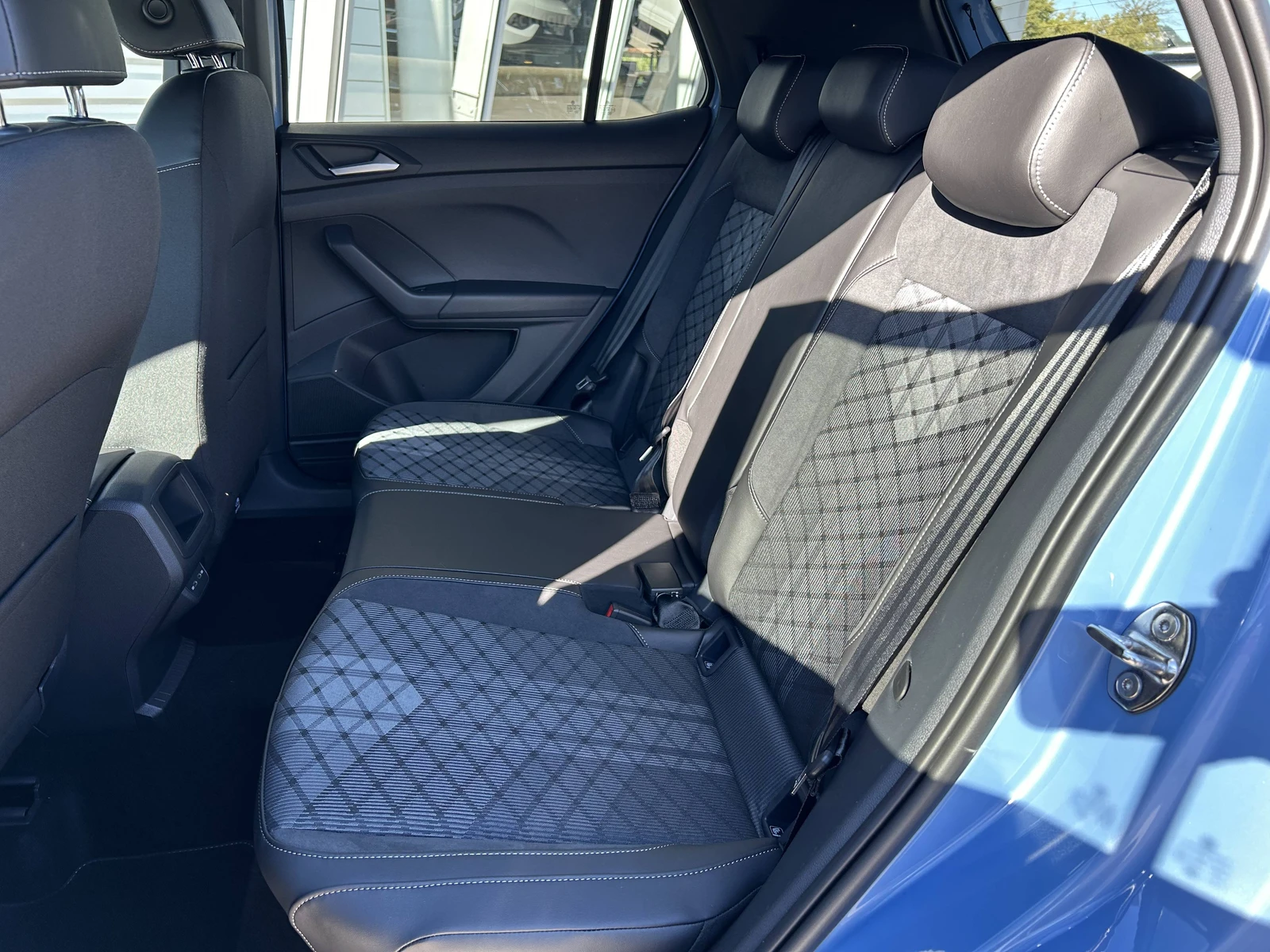 T-CROSS  8