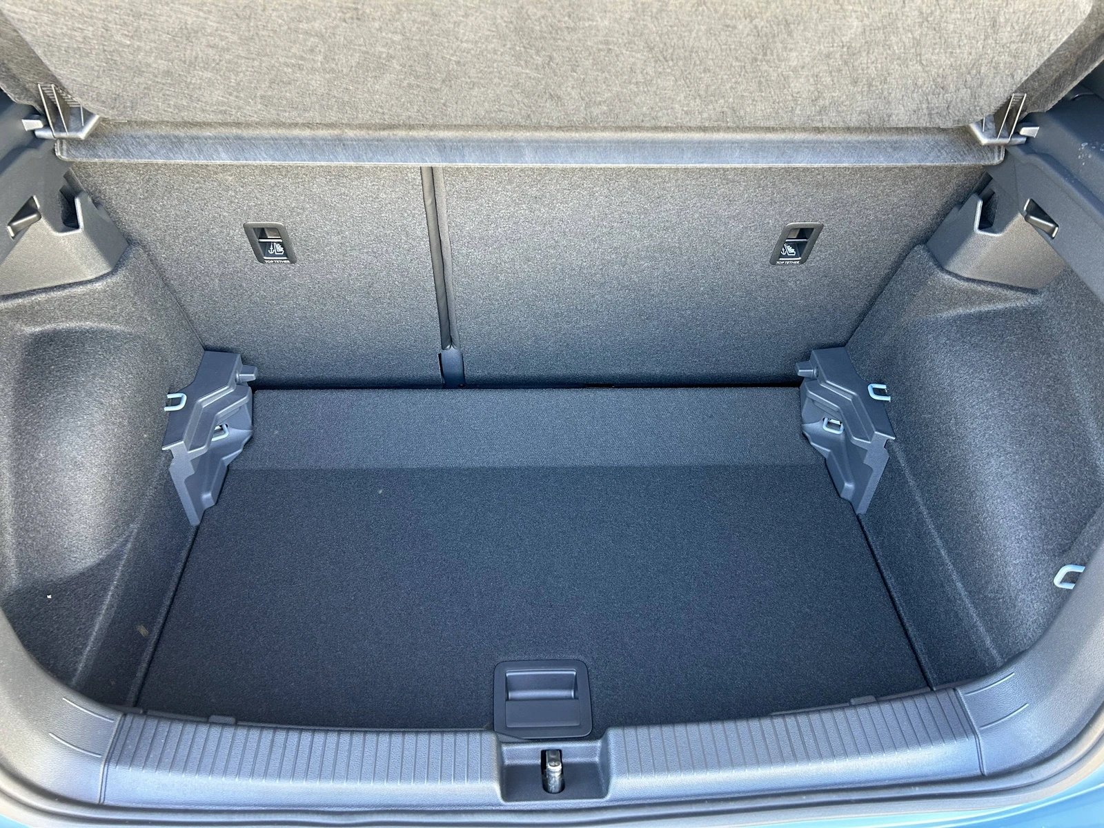 T-CROSS  9