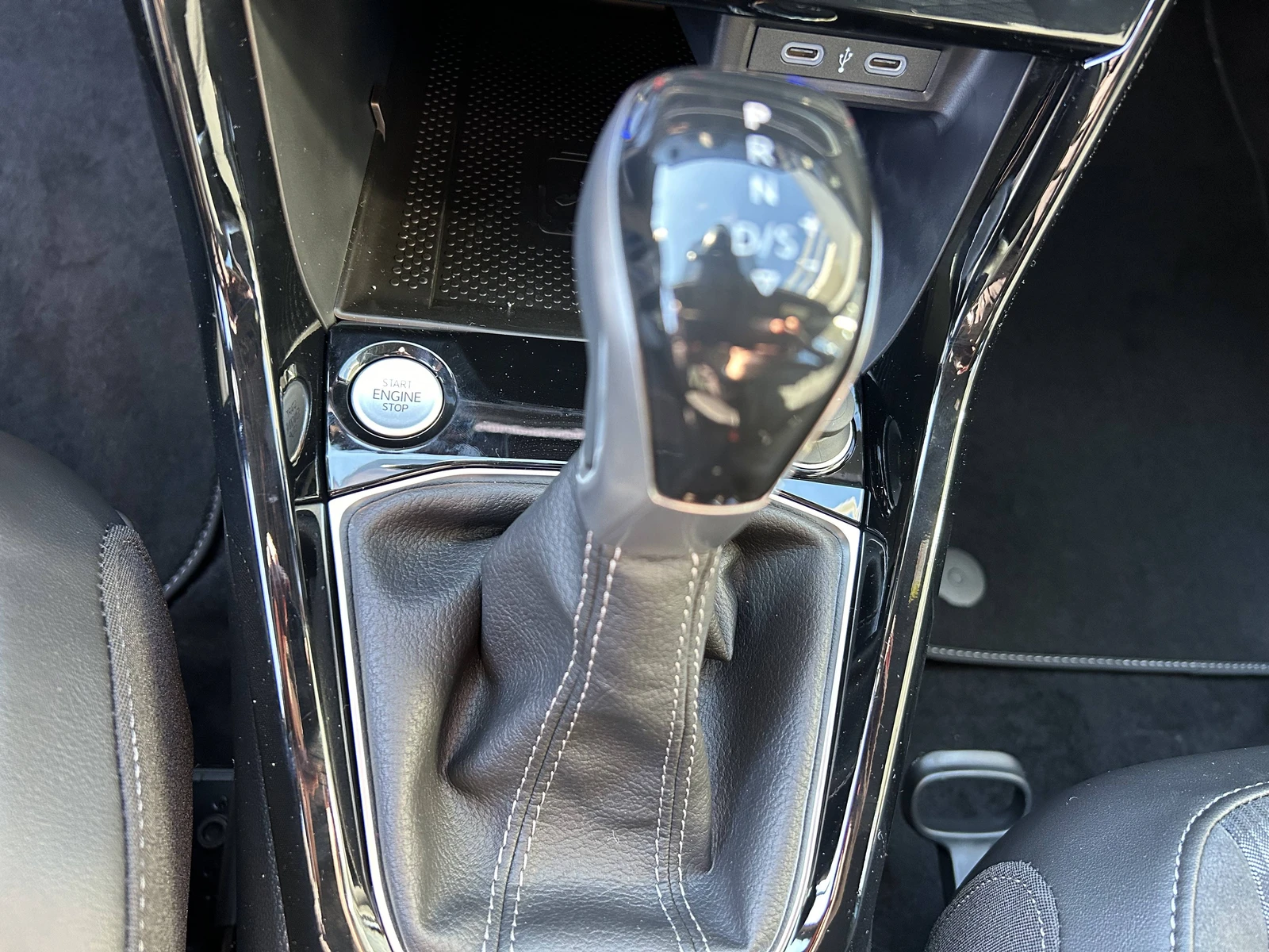 T-CROSS  24