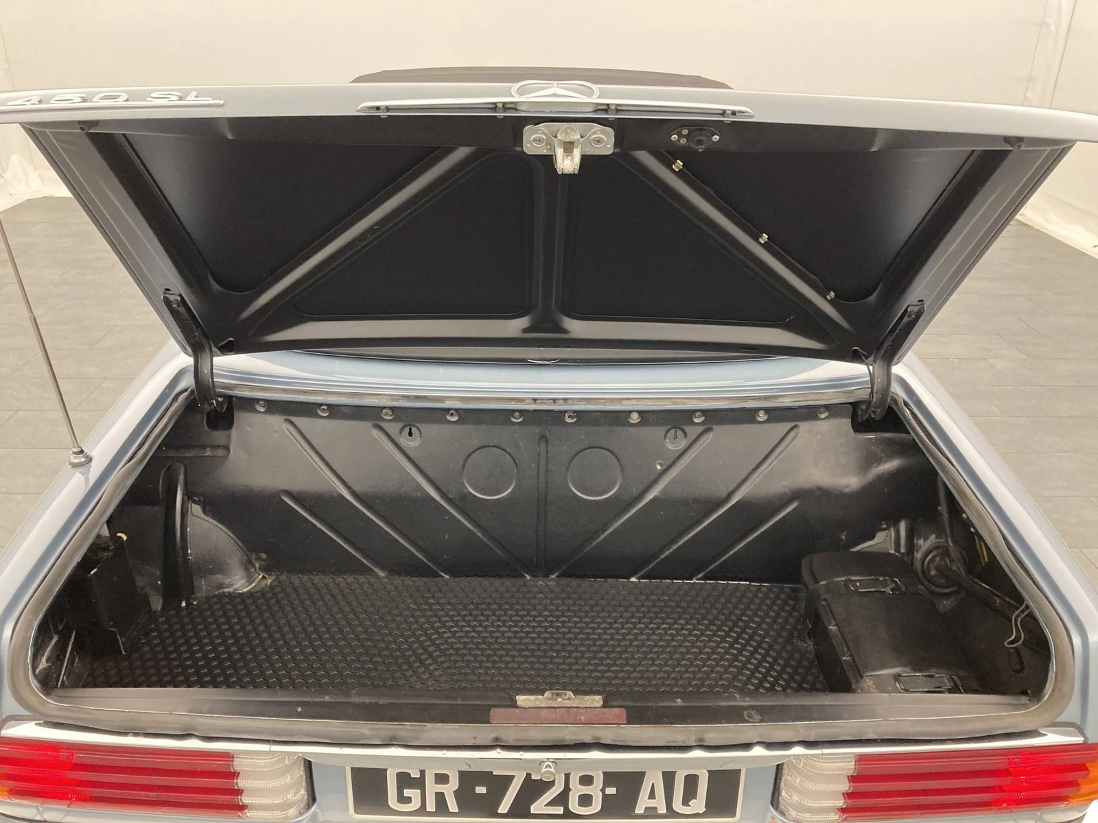 SL  11