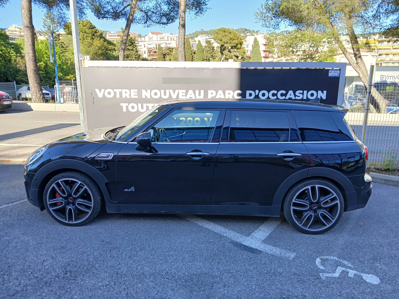 MINI  12