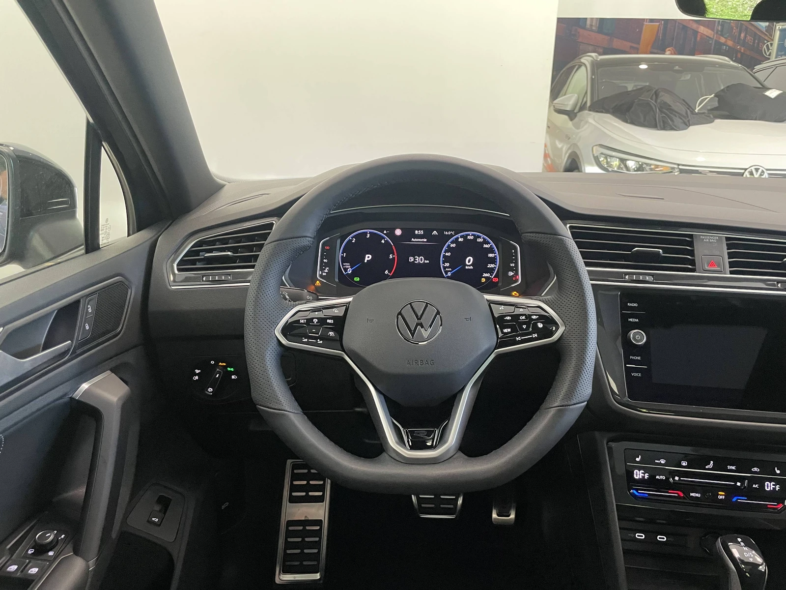 TIGUAN  5