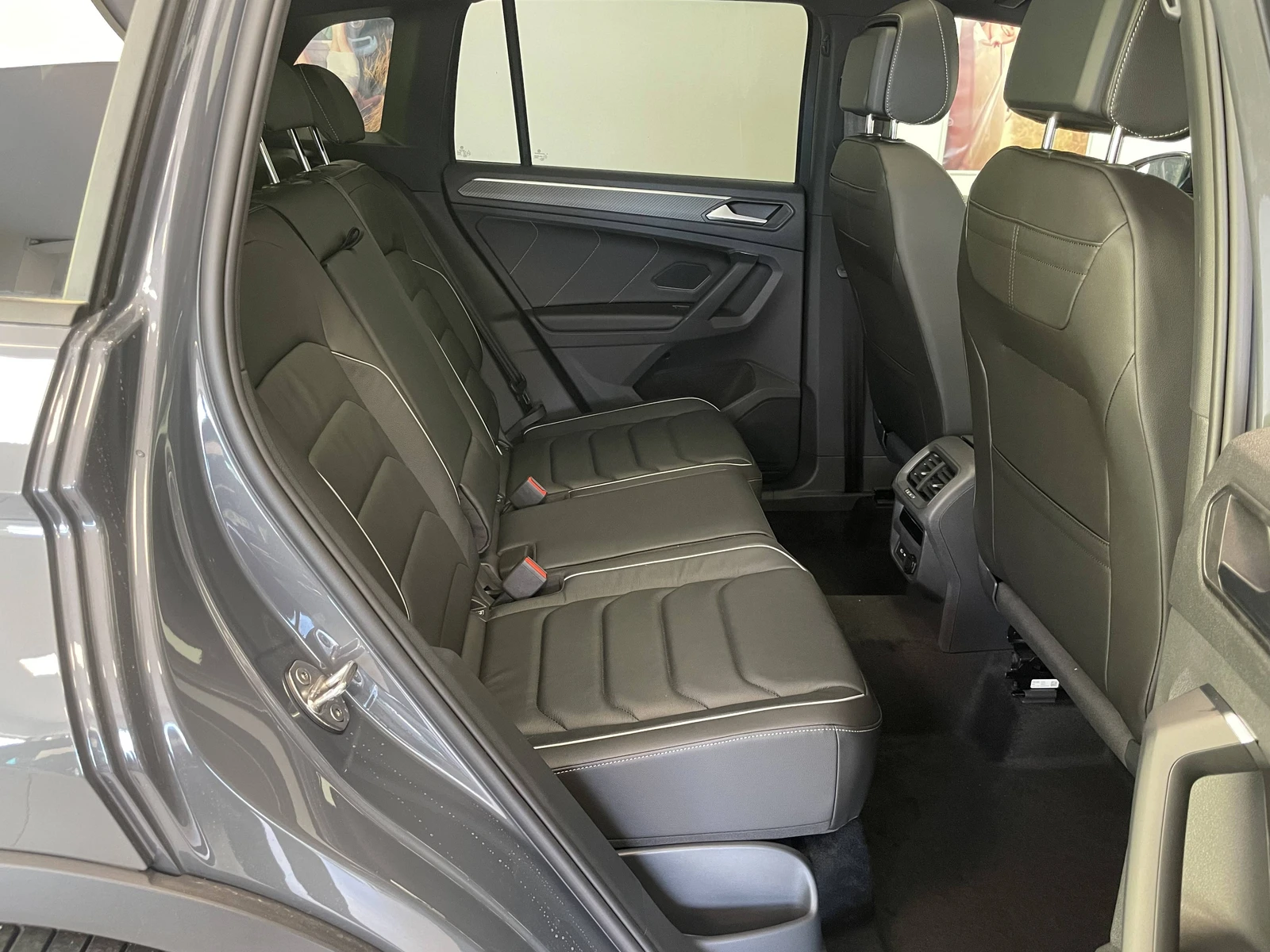 TIGUAN  9