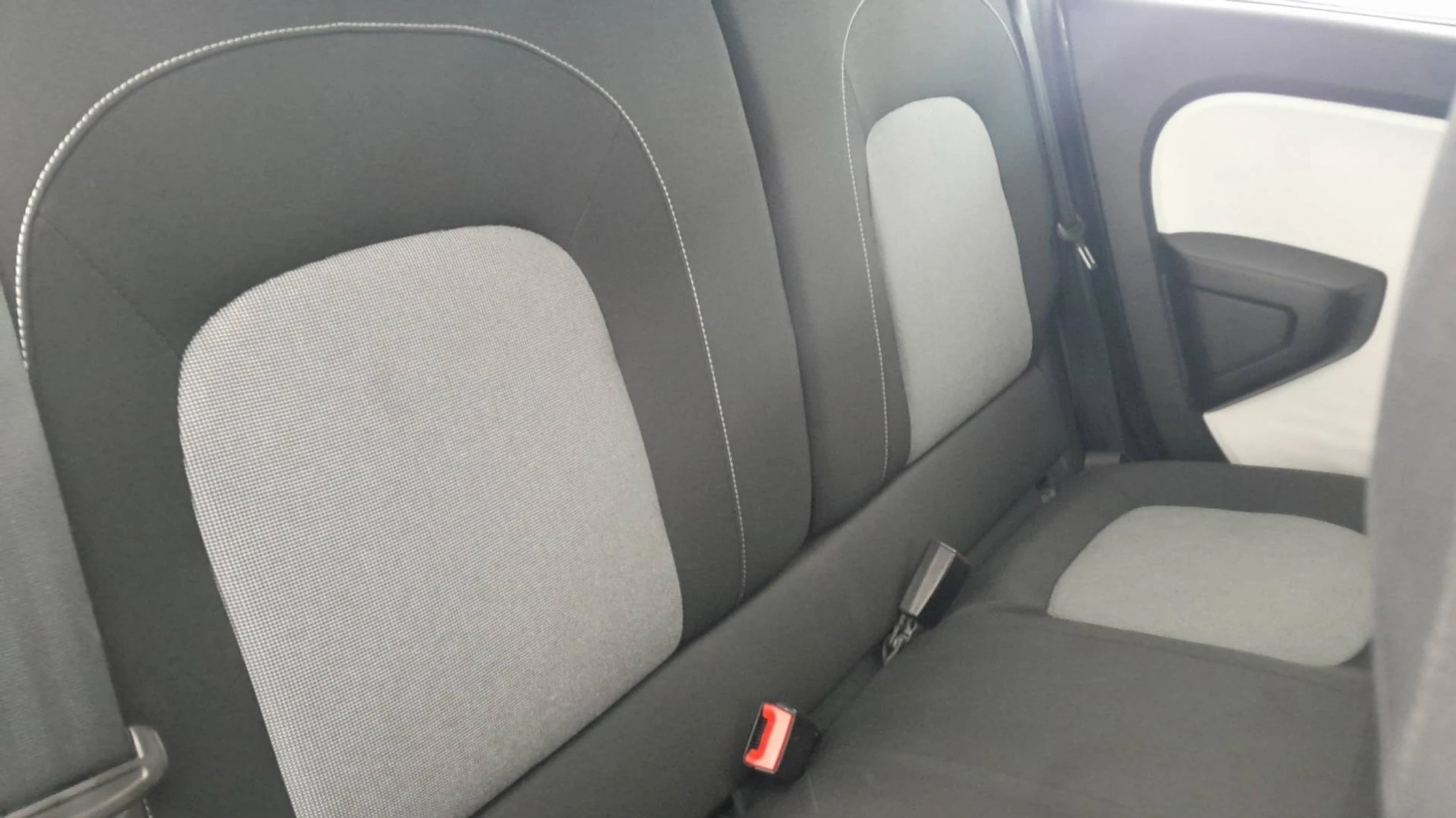 TWINGO  26