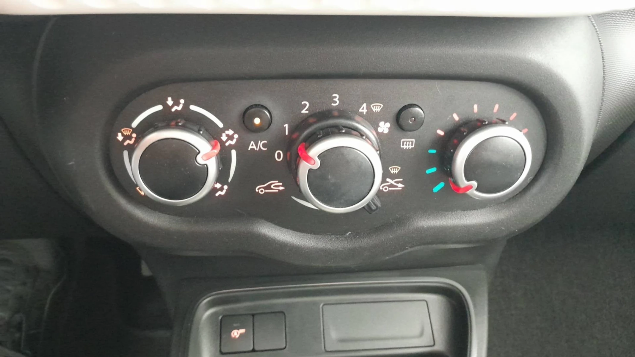 TWINGO  18