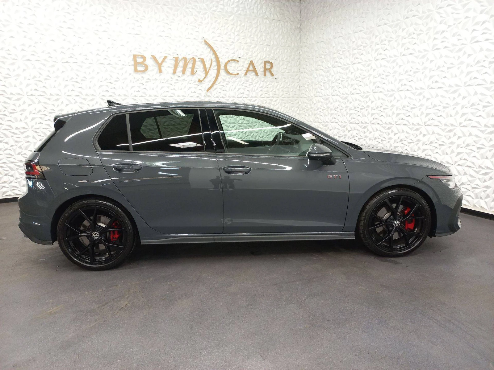 GOLF  4