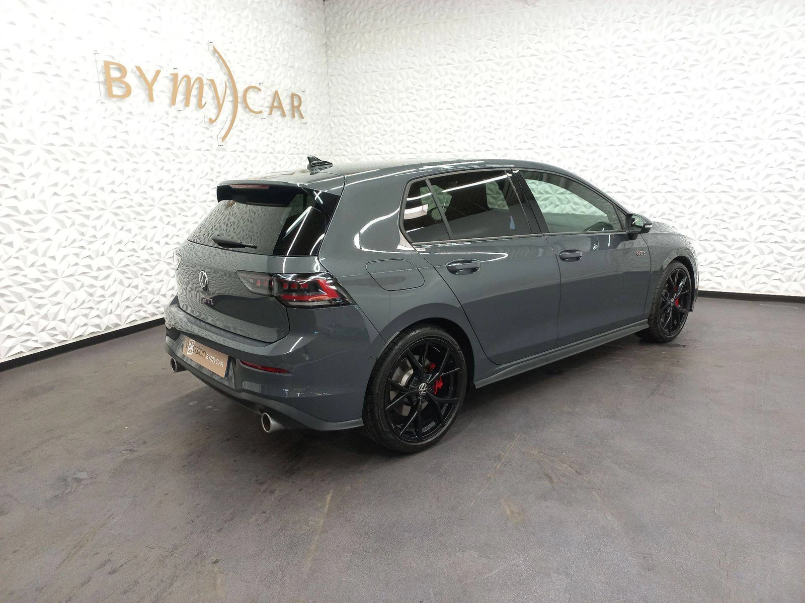 GOLF  3