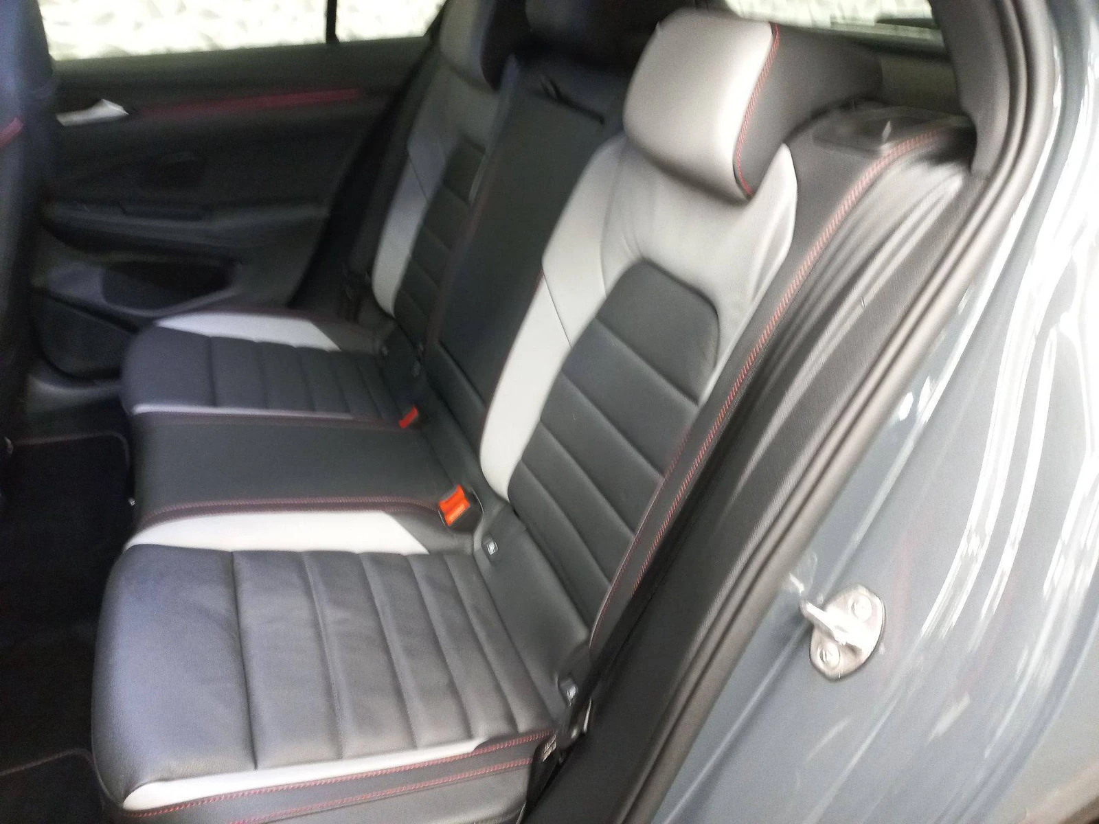 GOLF  9