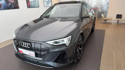 AUDI E-TRON